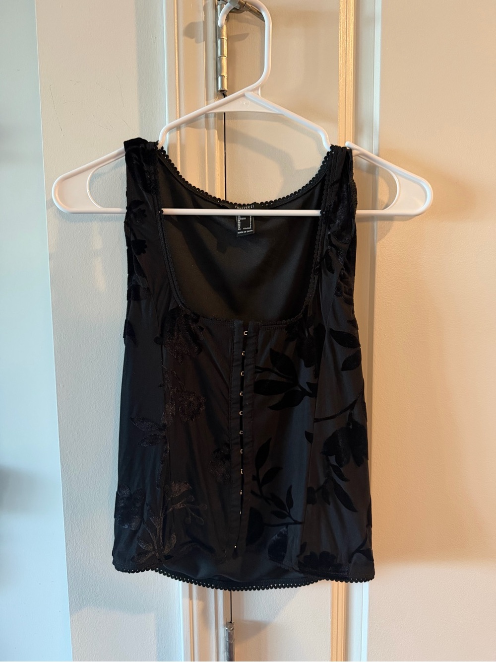 Black Floral Velvet Top